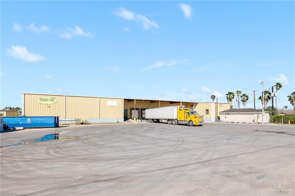 Photo 1 of 1300 US Highway Business 83, Alamo