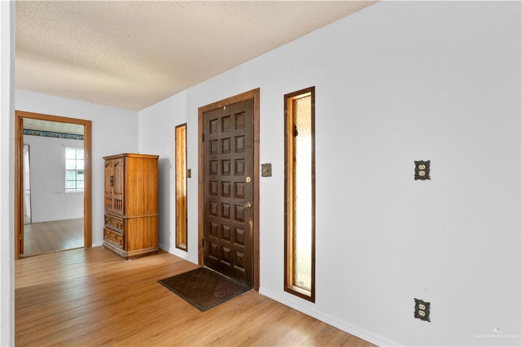 Photo 3 of 1317 Texas Avenue