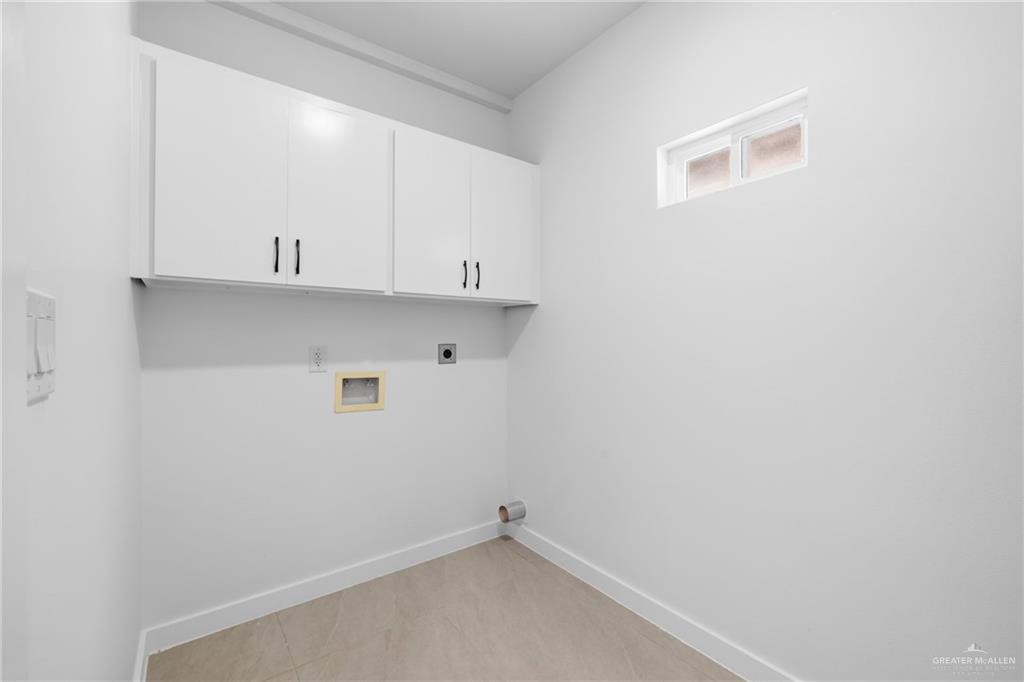 Photo 14 of 6311 Lancelot Drive