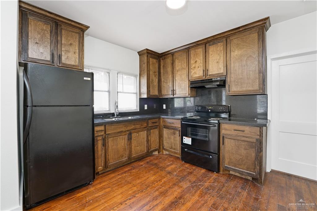 Photo 5 of 318 12th Street