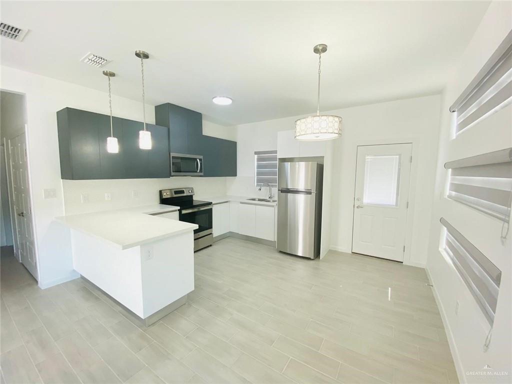 Photo 5 of 1625 Marlin Street #1