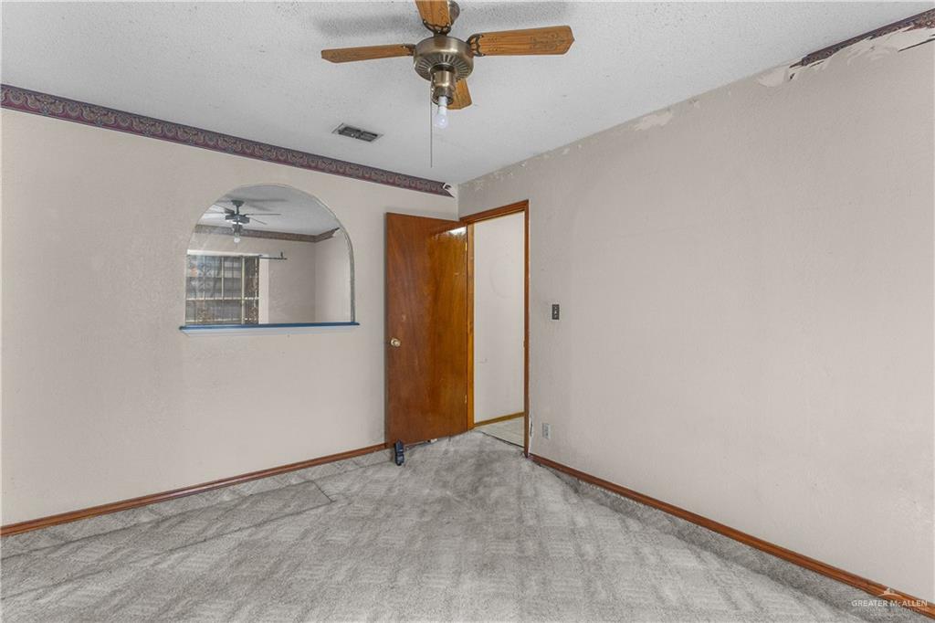 Photo 11 of 1222 Doe Street