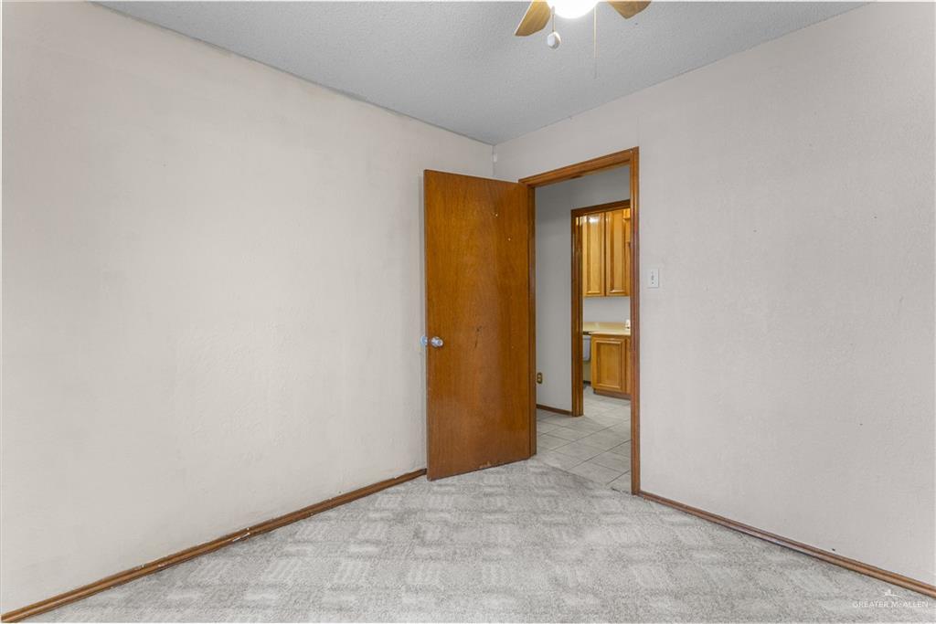 Photo 14 of 1222 Doe Street