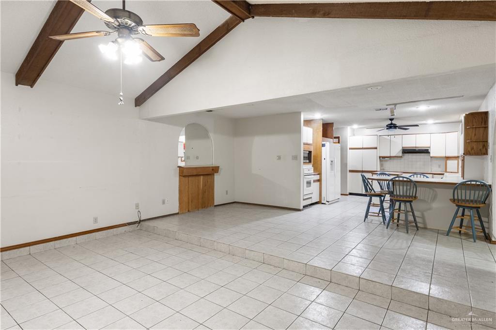 Photo 6 of 1222 Doe Street