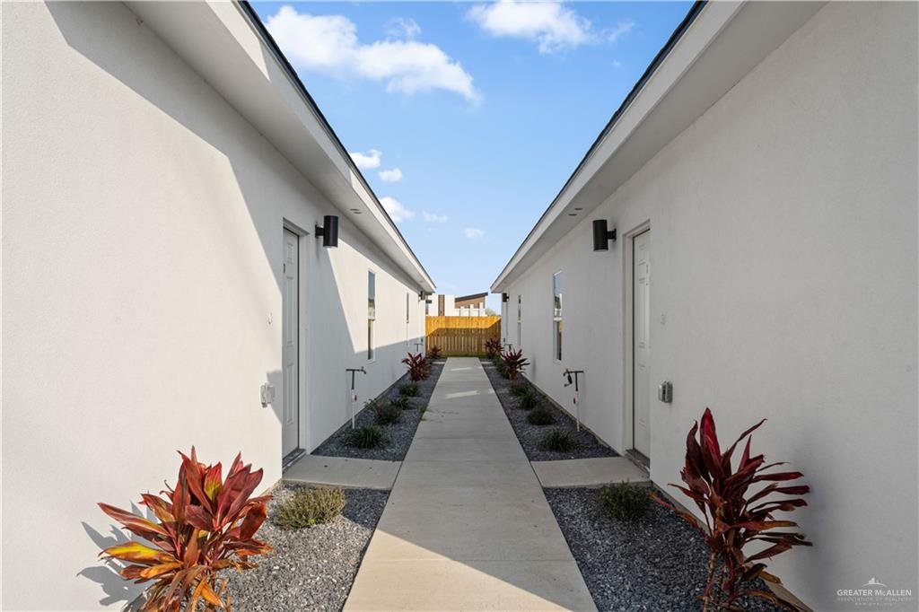 Photo 2 of 508 Onyx Avenue #3