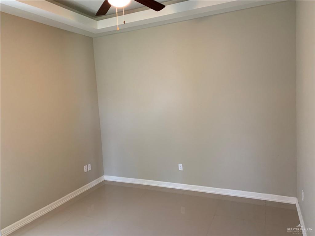 Photo 8 of 5120 Kendlewood Avenue