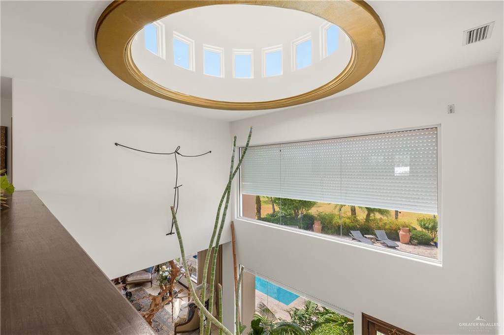 Photo 6 of 1617 Palm Valley Drive