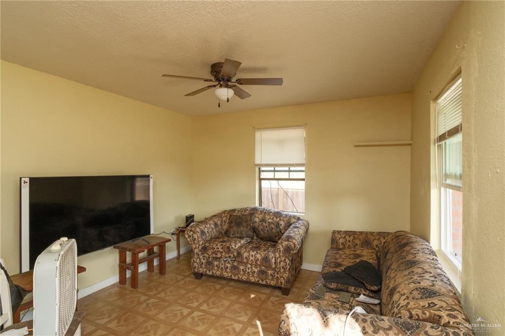 Photo 2 of 2033 Johnson Street