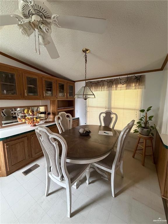 Photo 7 of 39 Blackhawk Avenue