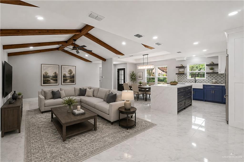 Photo 3 of 113 Hibiscus Avenue