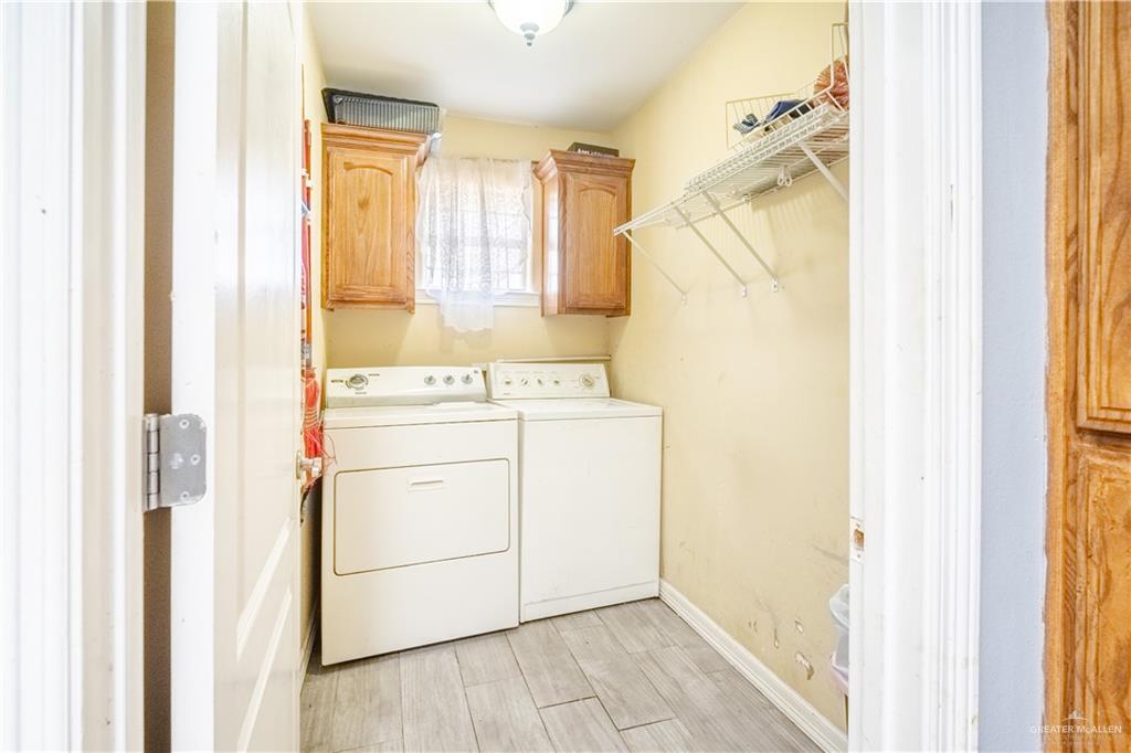 Photo 18 of 704 Oliverio Avenue
