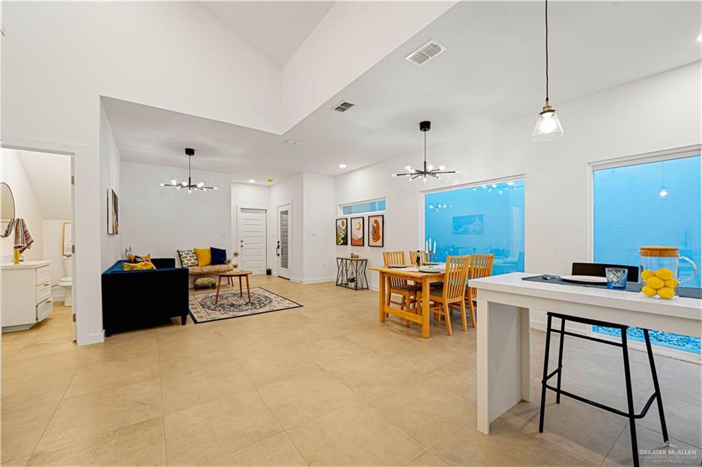 Photo 4 of 2641 Warbler Avenue