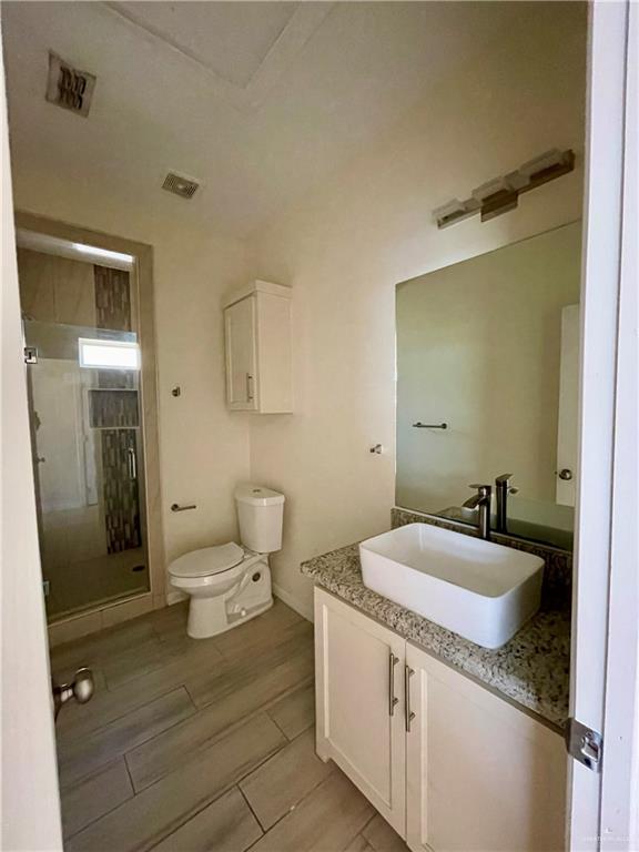 Photo 6 of 1418 Iris Street #3