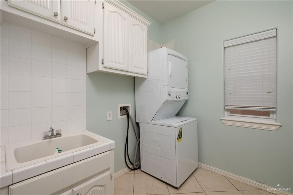 Photo 15 of 2904 Melissa Rea Drive
