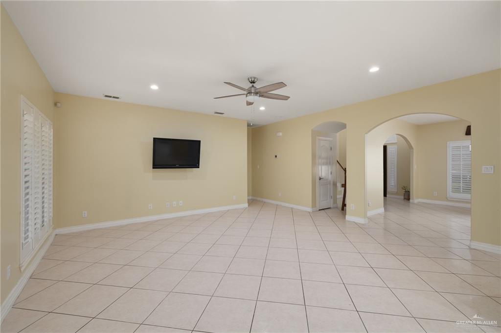 Photo 4 of 2904 Melissa Rea Drive