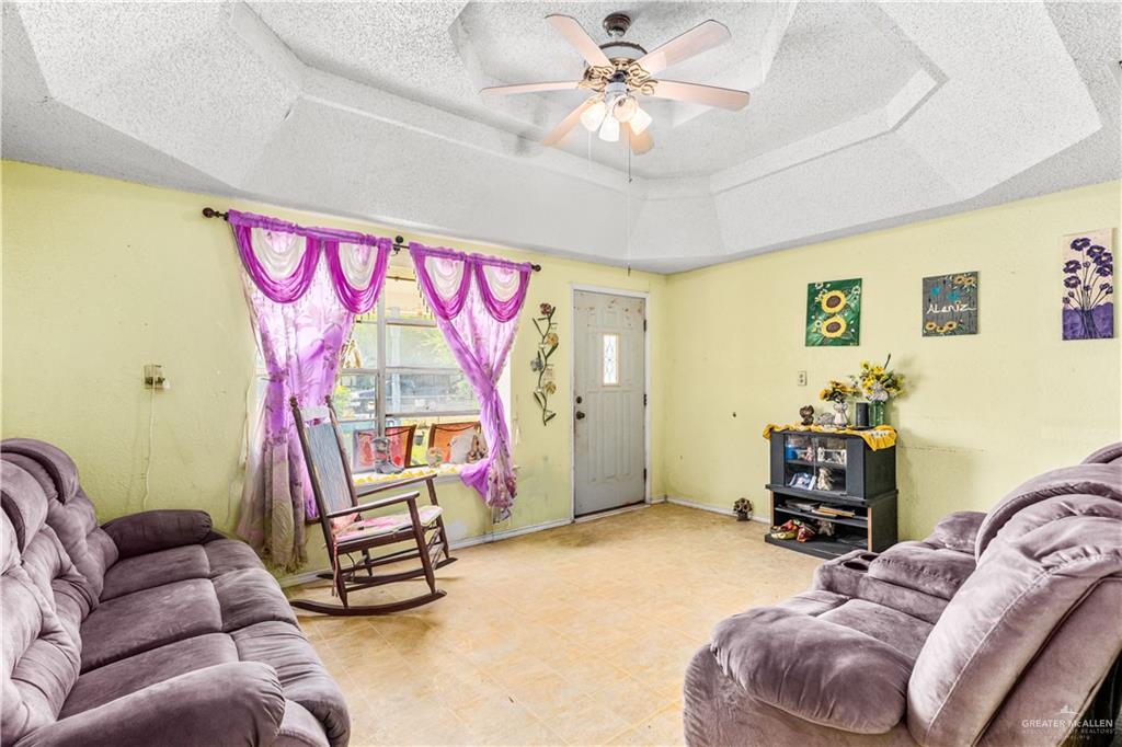 Photo 4 of 409 24th Street