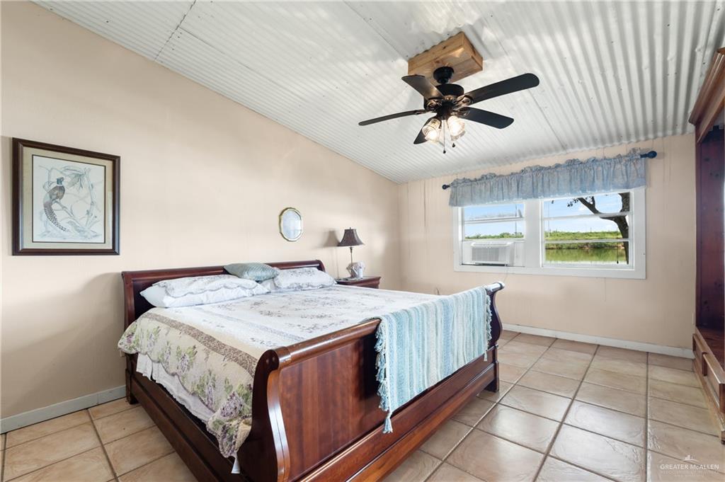 Photo 8 of 33771 FM 2925