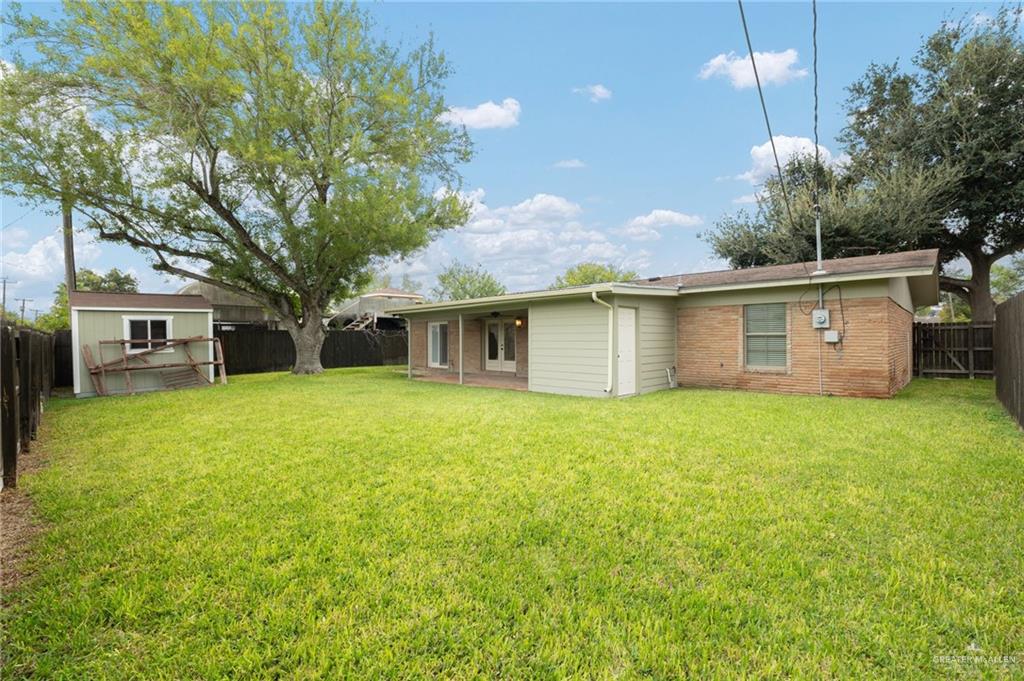 Photo 17 of 2208 Highland Avenue