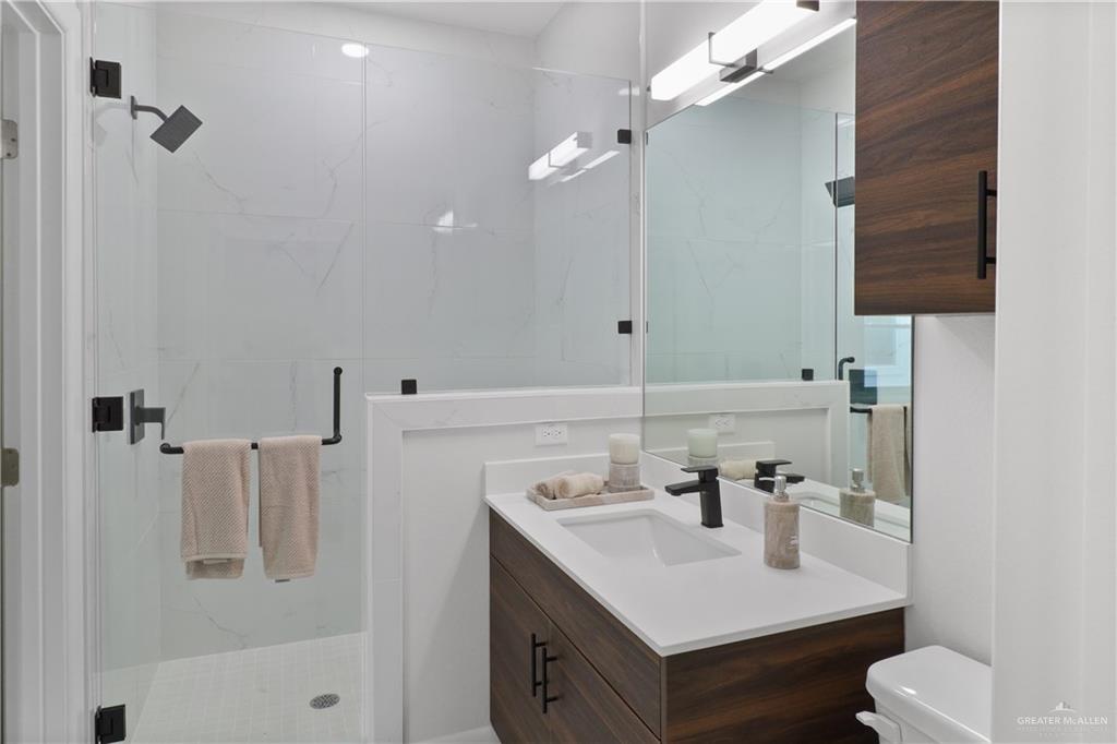 Photo 6 of 707 Coves Lane #3