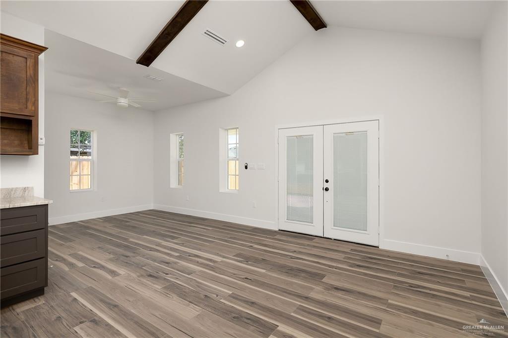 Photo 10 of 3027 6th Street