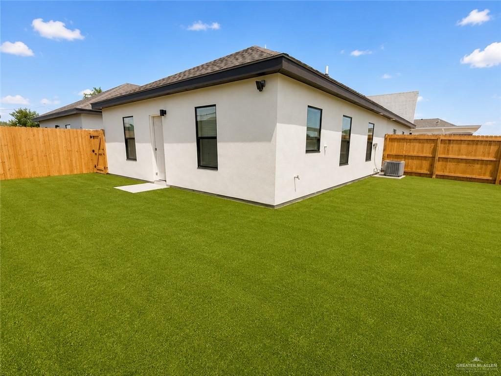 Photo 4 of 4309 Heron Avenue #4