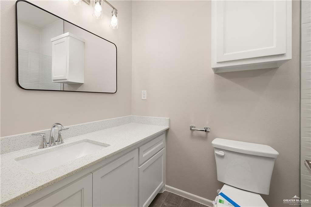 Photo 21 of 2708 Harrison Avenue #3