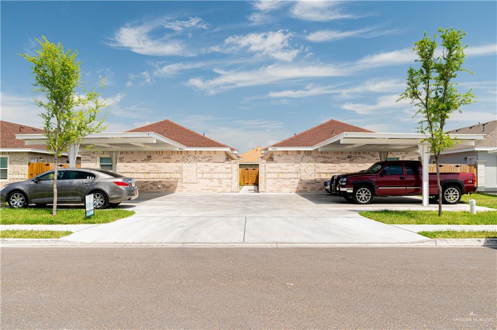Photo 1 of 1004 Mahala Avenue, Alton