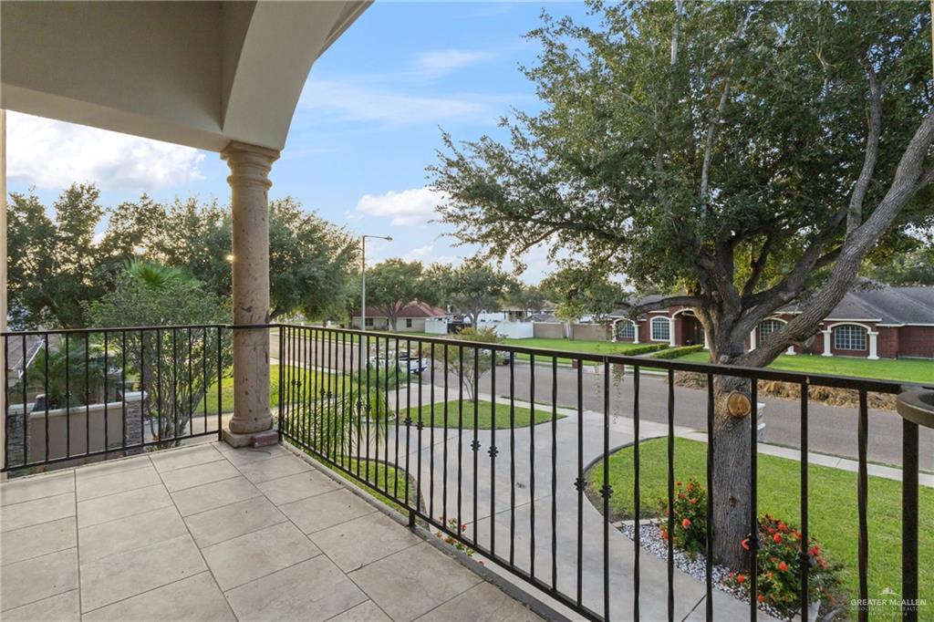 Photo 23 of 1508 Thornwood Drive