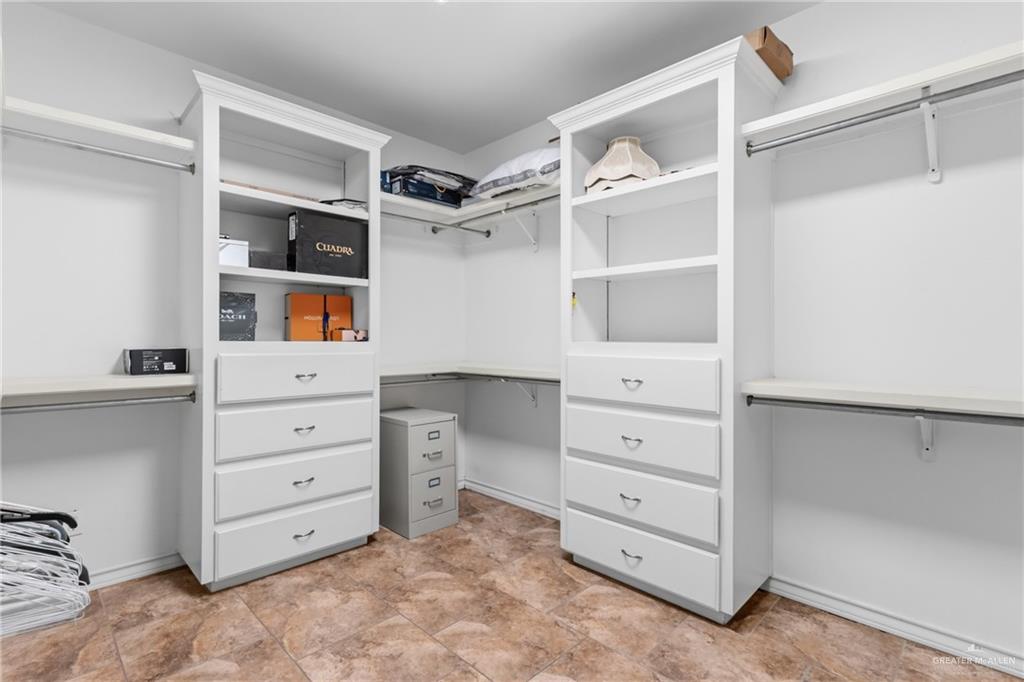 Photo 40 of 1508 Thornwood Drive