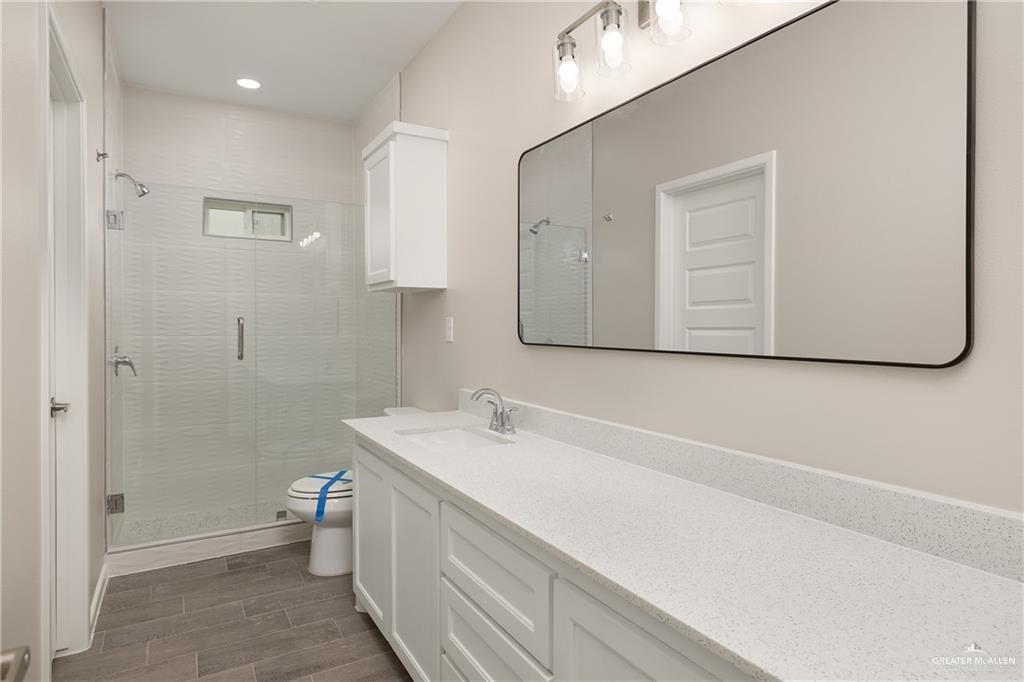Photo 31 of 2704 Harrison Avenue #1