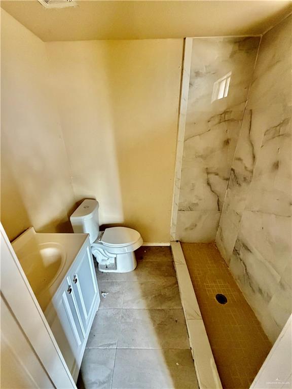 Photo 8 of 734 Milam Street