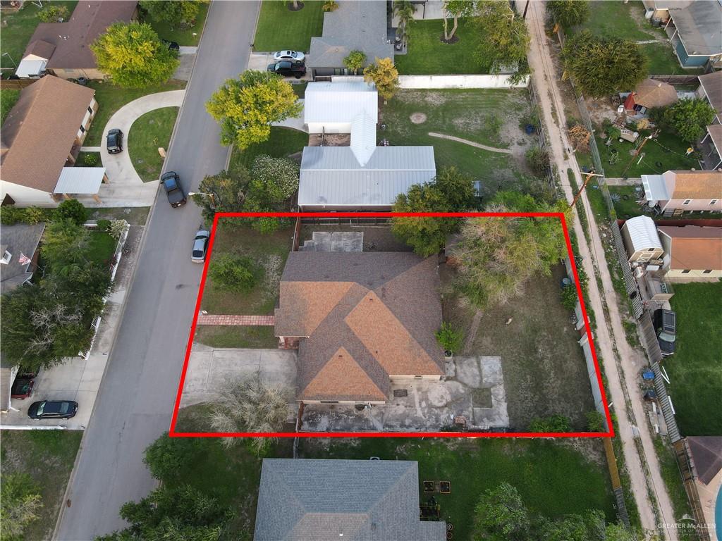 Photo 12 of 701 Camellia Avenue