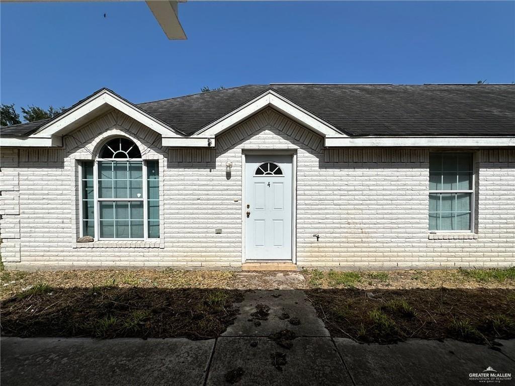 Photo 13 of 613 La Mancha Drive