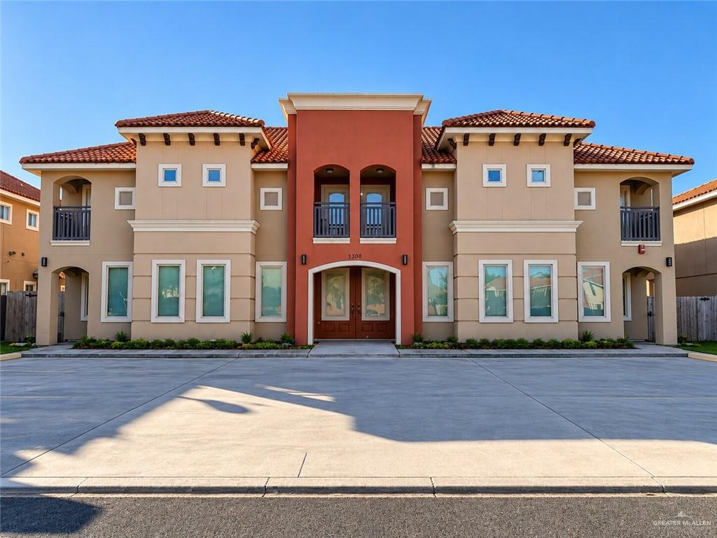 Photo 1 of 1208 Pineridge Avenue, McAllen