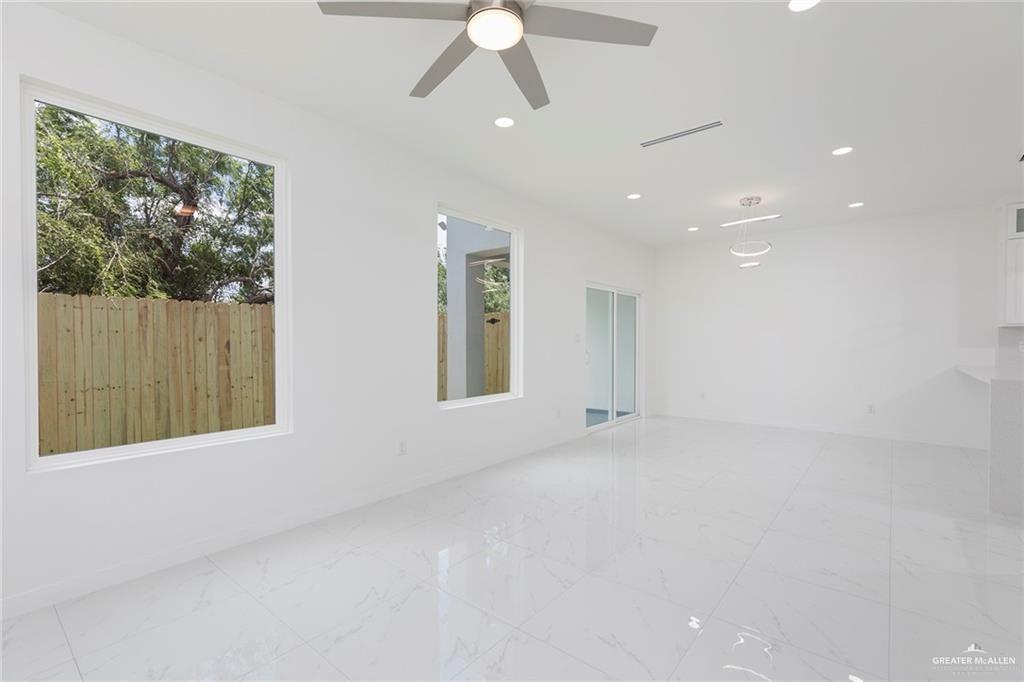 Photo 6 of 1910 Sunset Drive