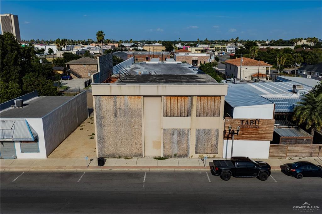 Photo 3 of 515 17th Street