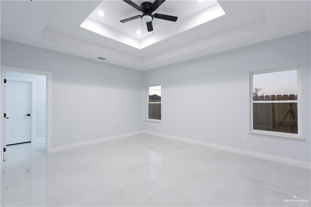 Photo 4 of 5207 43rd Lane