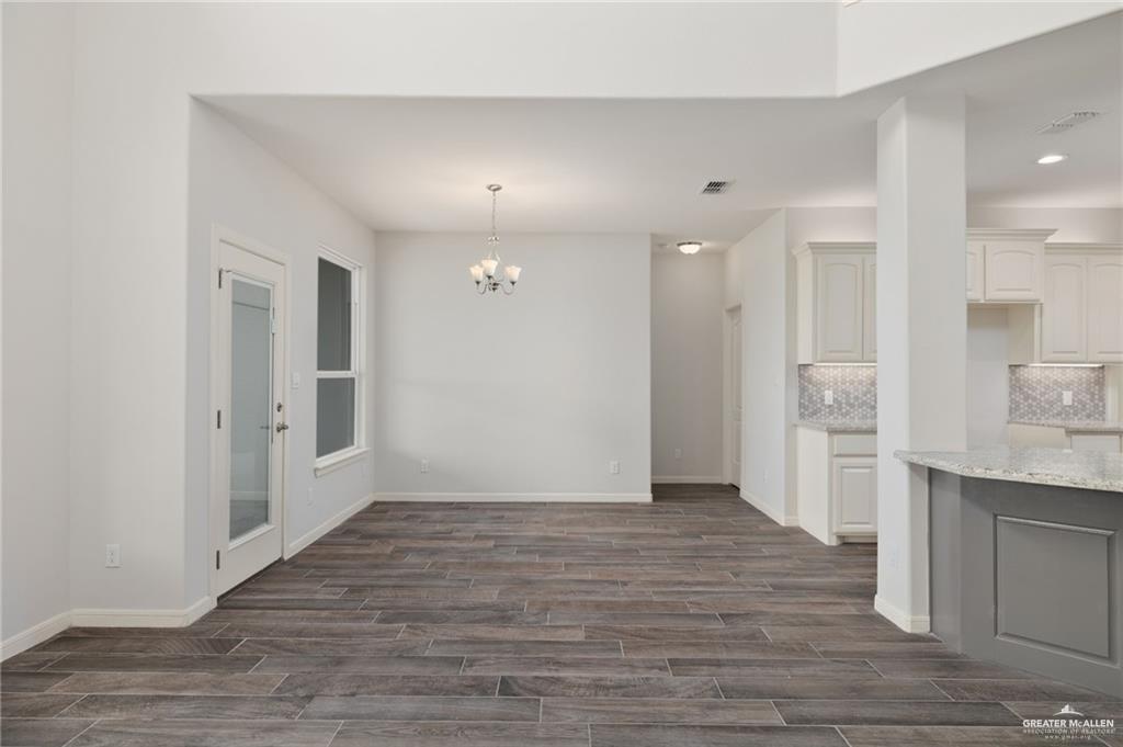 Photo 10 of 4628 Estancia Parkway