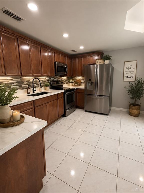 Photo 5 of 2110 Tiffany Drive