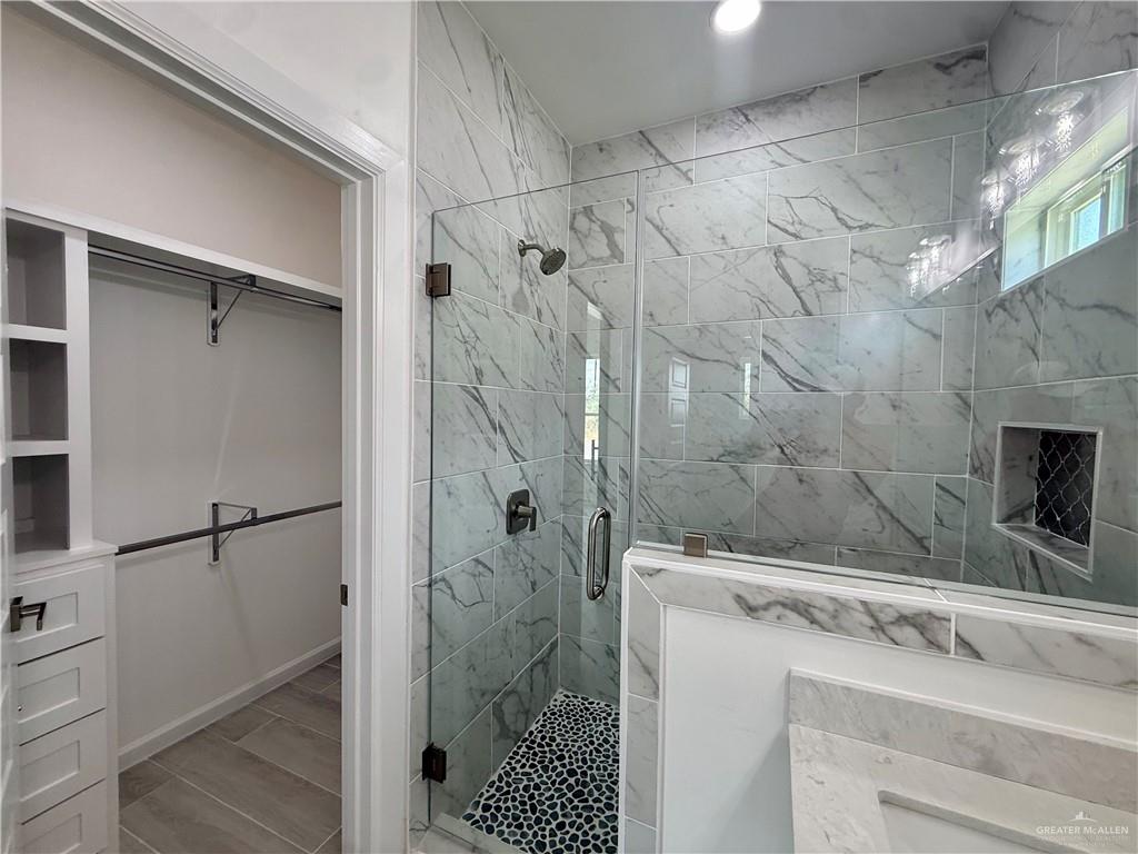 Photo 11 of 5813 Luz Del Sol Street