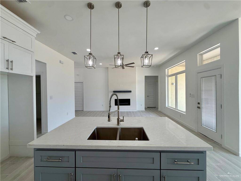Photo 6 of 5813 Luz Del Sol Street
