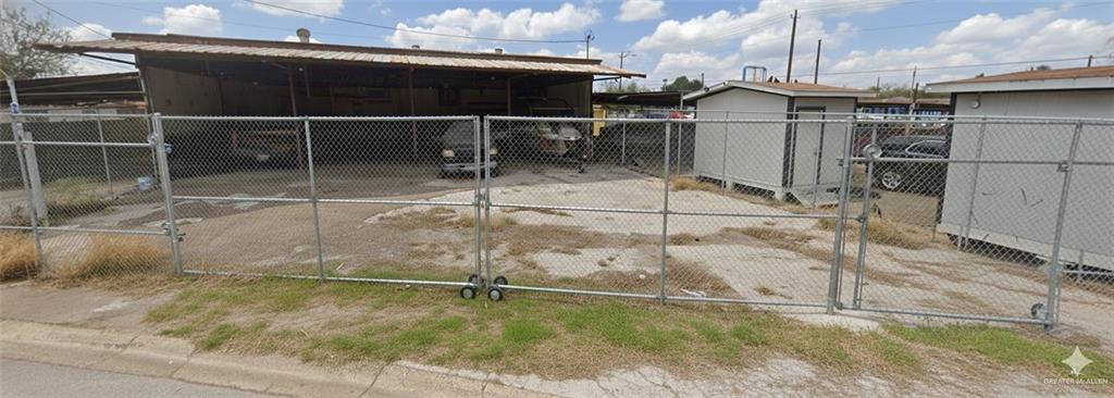 Photo 2 of 2201 Houston Avenue #A