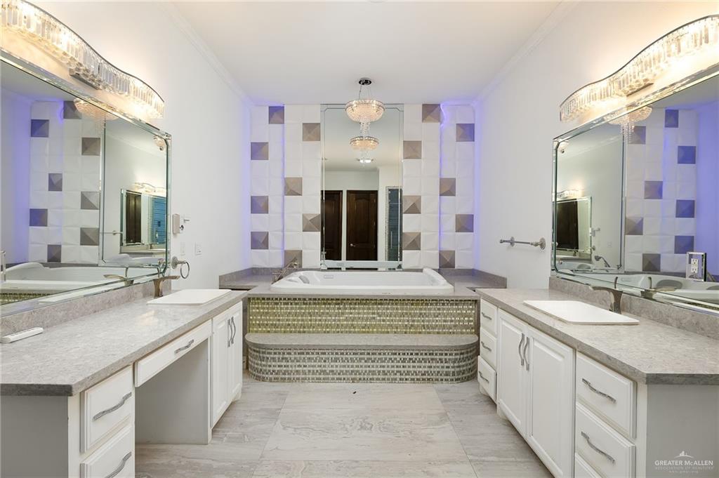 Photo 15 of 22111 Uresti Road