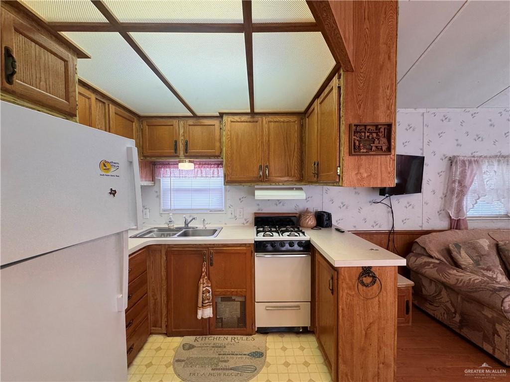 Photo 6 of 1433 Daytona Drive