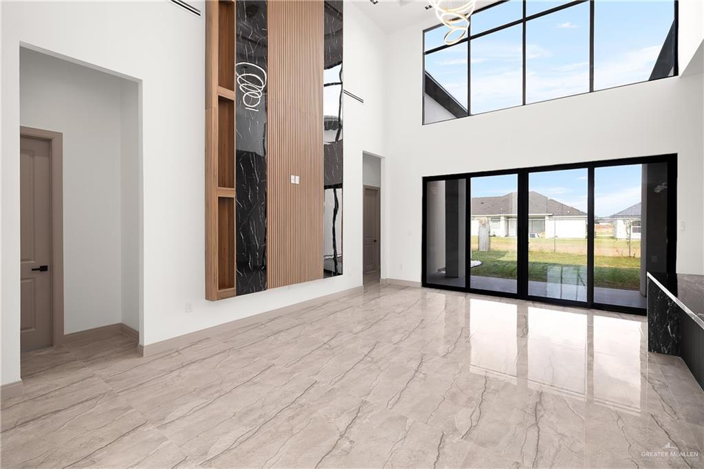 Photo 5 of 1402 Tierra Encantada