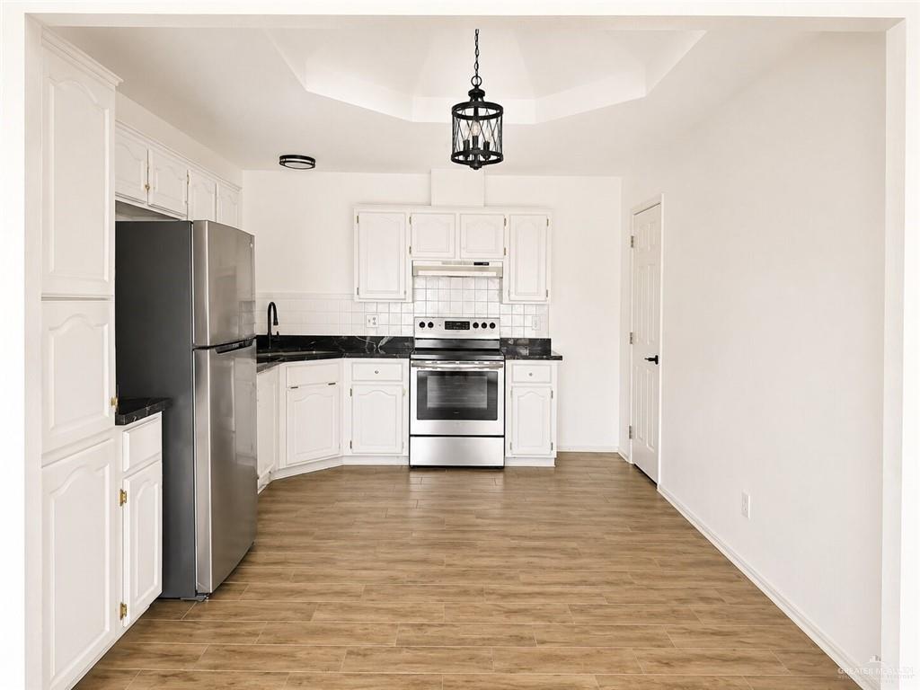 Photo 6 of 918 Stonehaven Boulevard