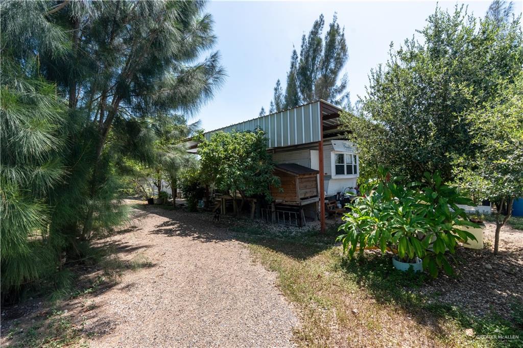 Photo 1 of 423 Liam Street, Donna
