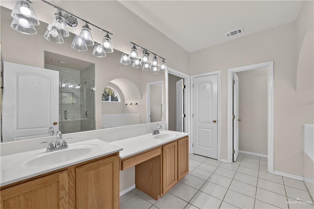 Photo 19 of 2515 Dove Avenue