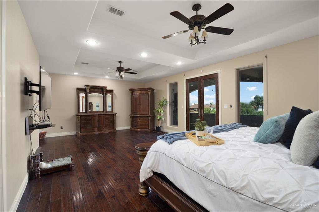 Photo 14 of 7405 Lago Escondido Drive