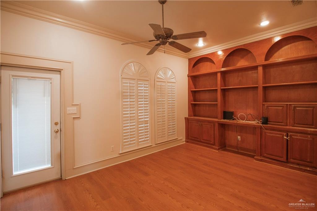 Photo 15 of 313 Condor Avenue